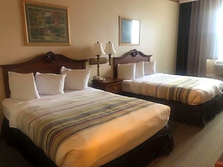 1 King Bed, Non-Smoking
