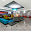 La Quinta Inn & Suites by Wyndham Orange