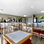 Quality Inn Clute Freeport