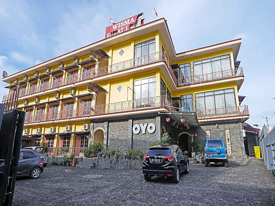 Hotel O Wisma Empat Lima Syariah