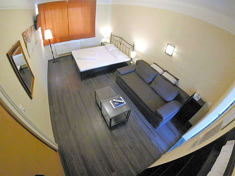 Hotel Goldene Spinne