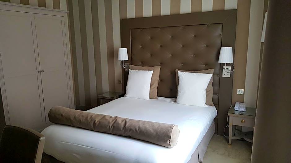 Hotel Saint Cyr Etoile