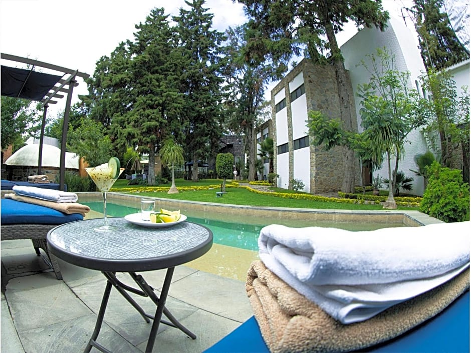 Hotel Boutique Camino Del Bosque by Rotamundos