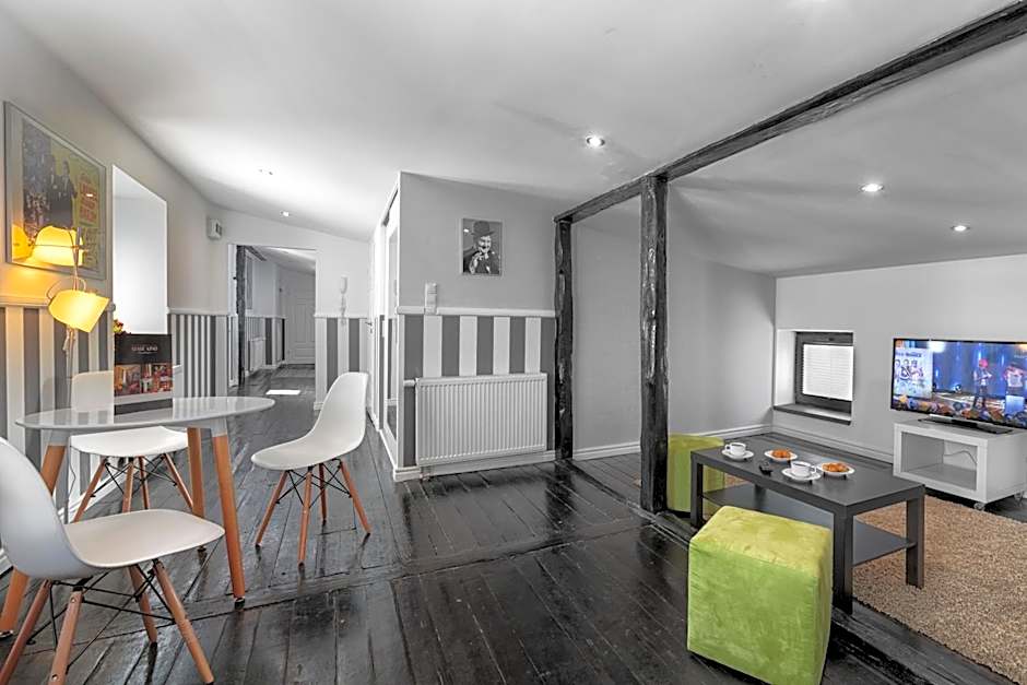 Stare Kino Cinema Residence