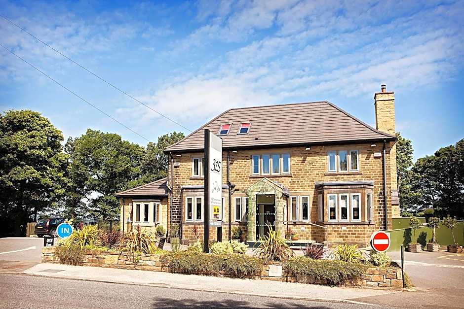 315 Bar & Restaurant