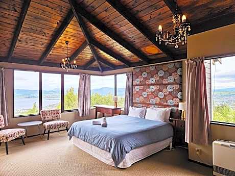 Aorangi Mountain Lodge