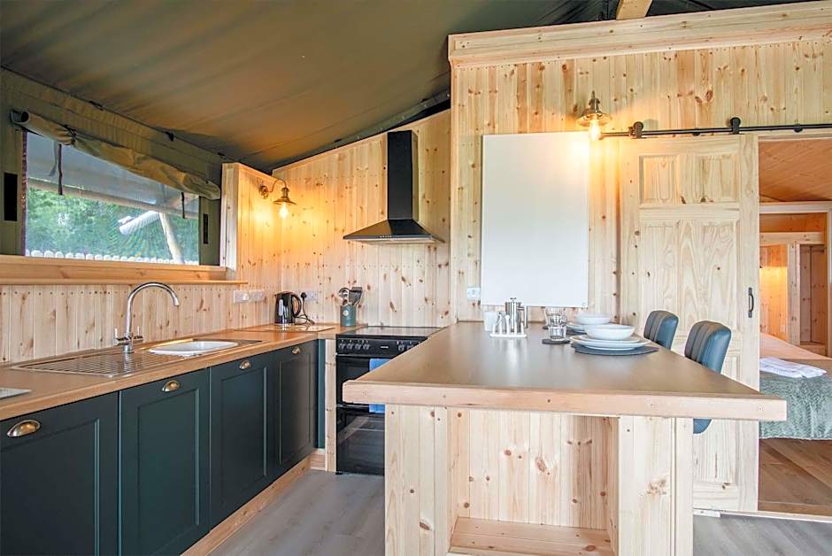 Paviland - Safari Glamping Tent - Llangennith