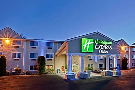 Holiday Inn Express Hotels & Suites Burlington By IHG
