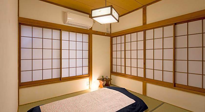 Sheena and Ippei Guesthouse