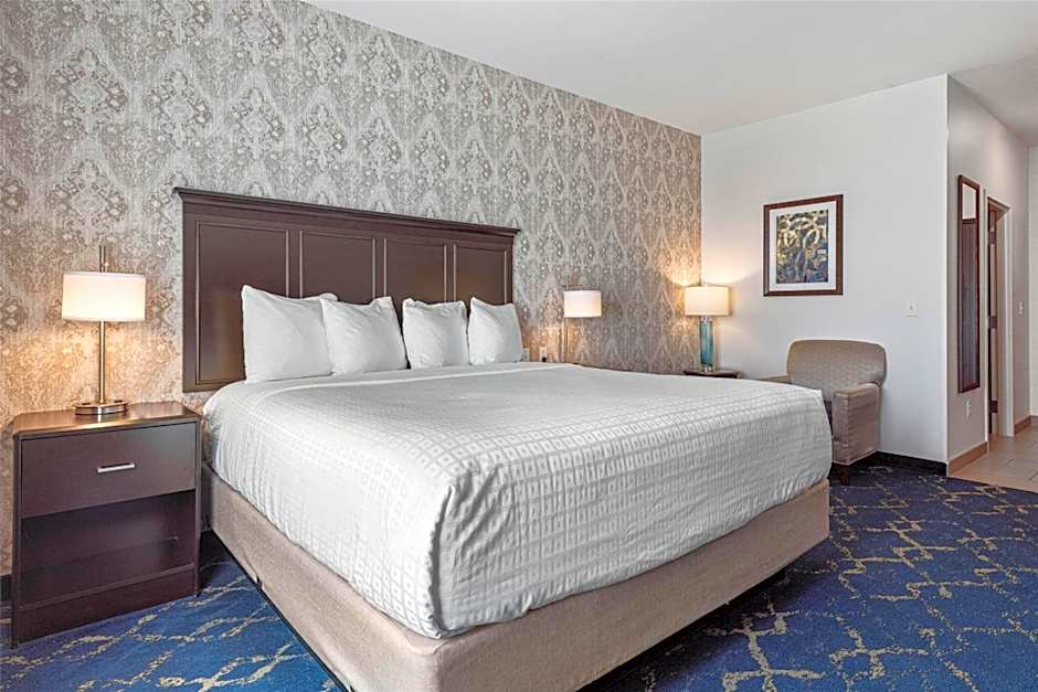 Best Western Plus New Richmond Inn & Suites