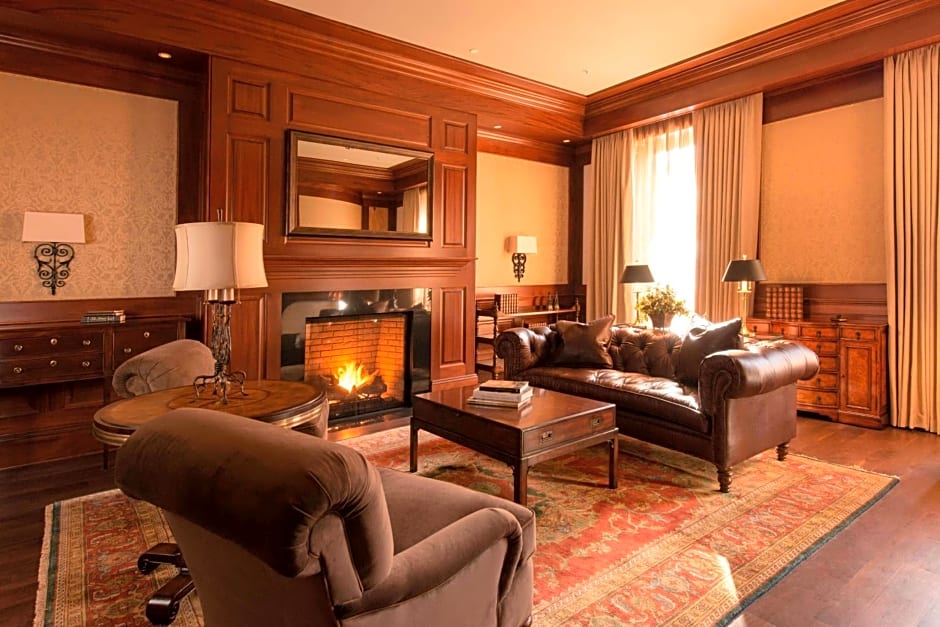 Lancaster Marriott at Penn Square