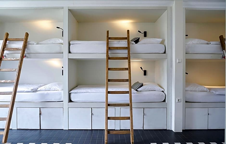 Hello I'm Local - Boutique Hostel