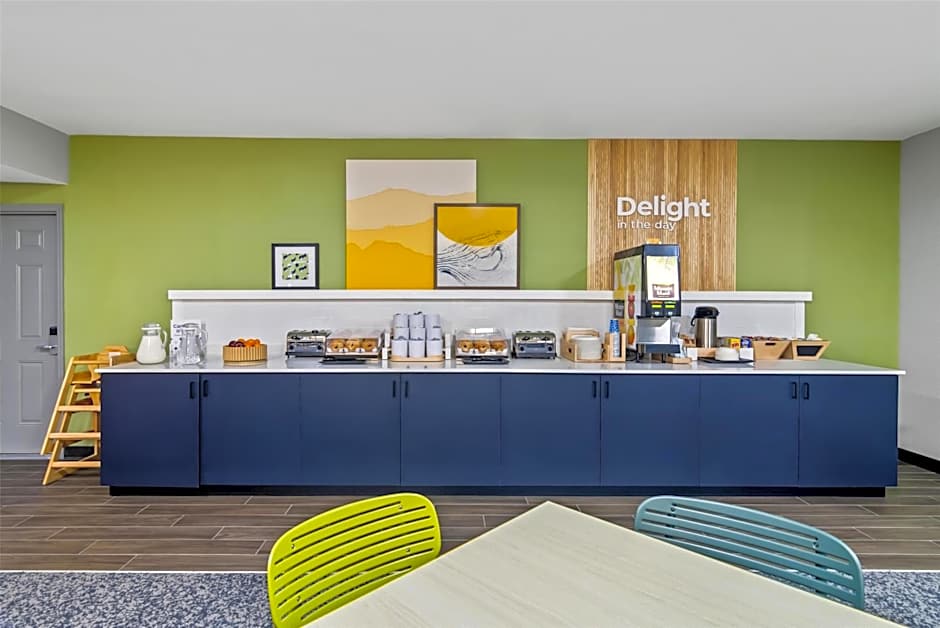 Spark by Hilton Merrillville