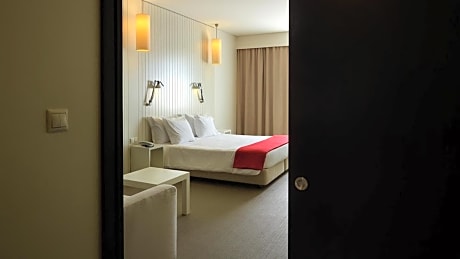 Family Room with Mountain View