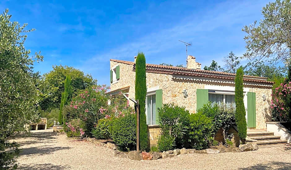 Domaine Au Coeur des Alpilles