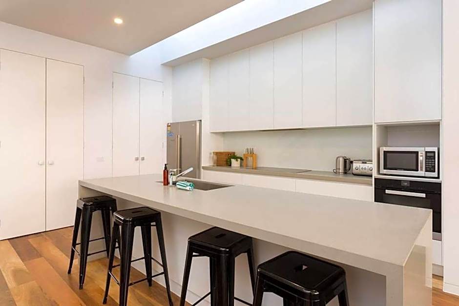 Lola Three Levels of Style with Rooftop Terrace