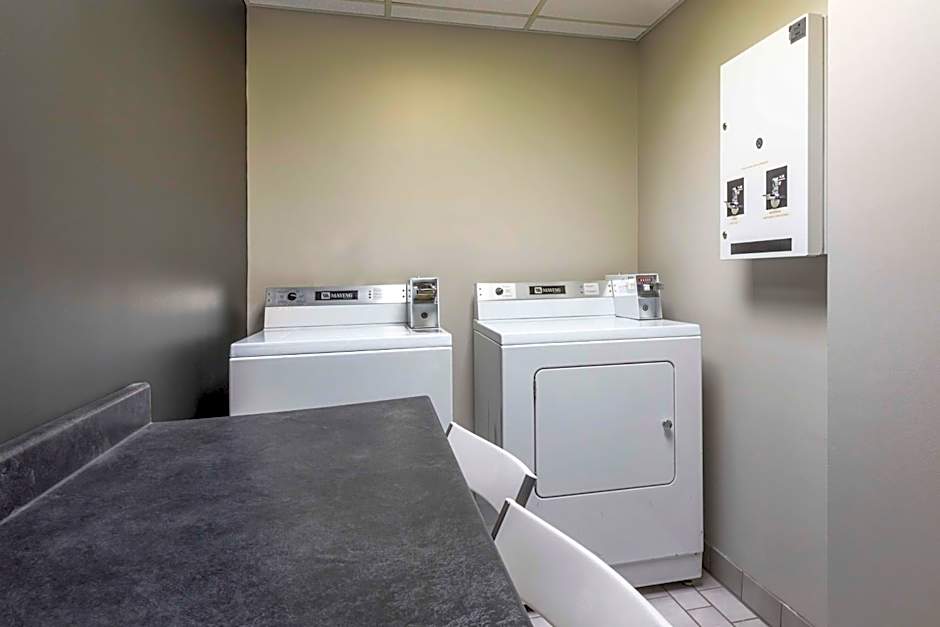 Hôtel & Suites Normandin Québec