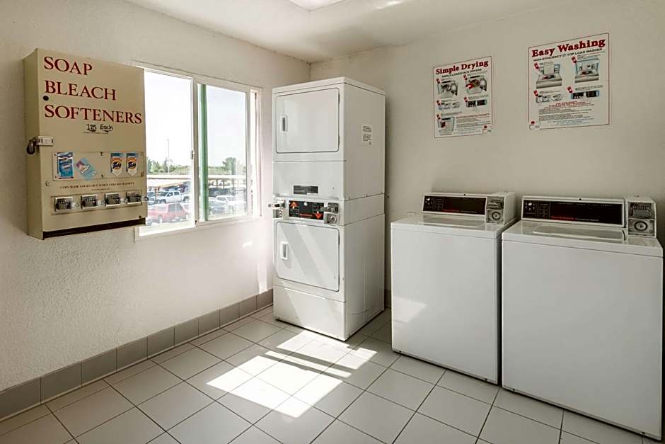 Motel 6 Irving, TX - DFW Airport North