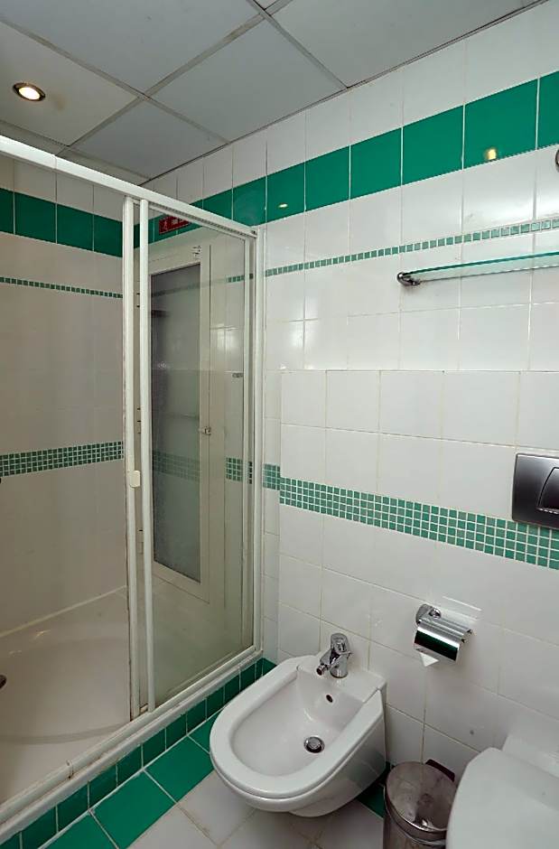 One Pavilion Luxury Serviced Apartments