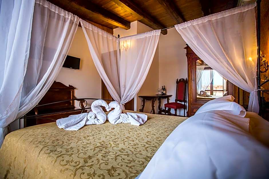 Palazzo Giunta - Porta Marina Ortigia