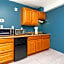 Oyster Bay Inn & Suites