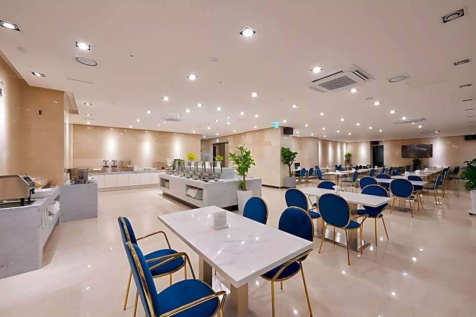 CS Hotel