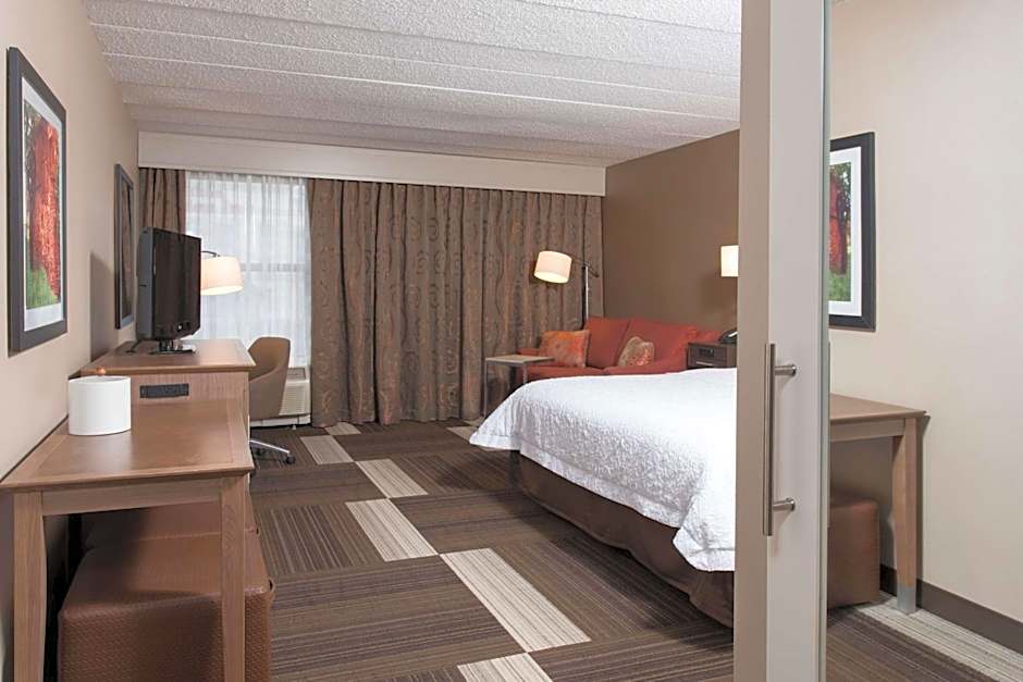 Hampton Inn By Hilton Columbus/Taylorsville/Edinburgh