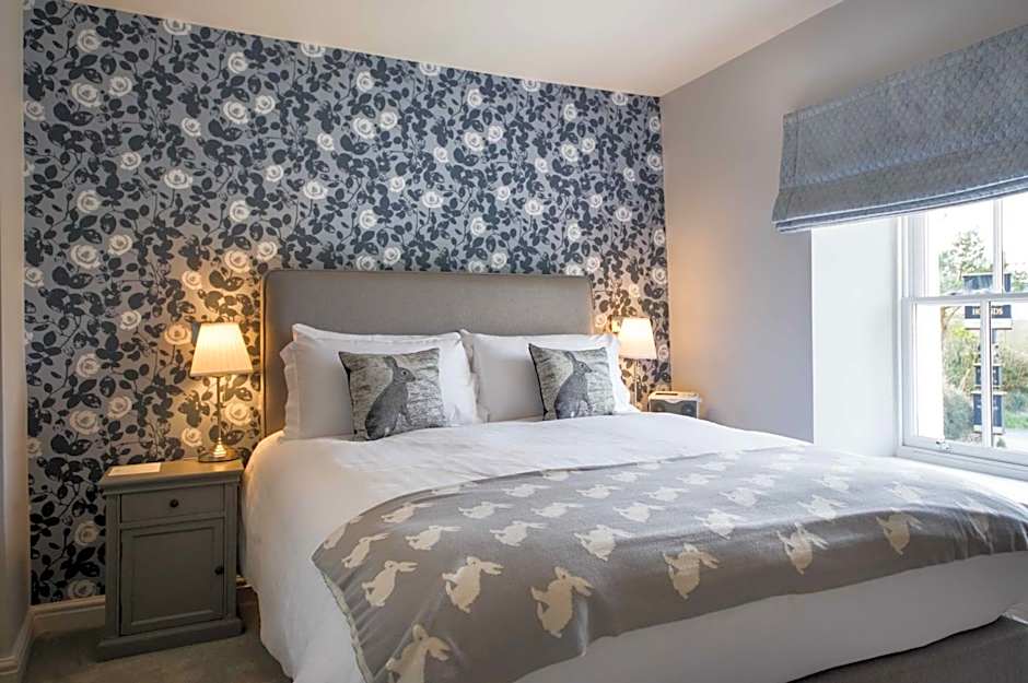 The Hare and Hounds, Levens