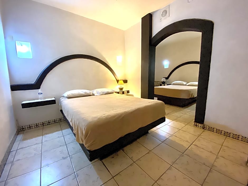 Hotel Plaza Morelia