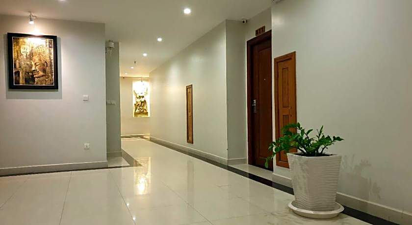 Aristocrat Residence & Hotel