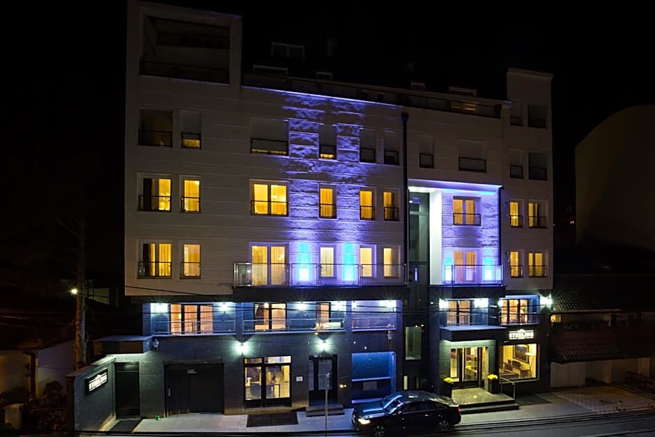 Hotel Sterling Garni