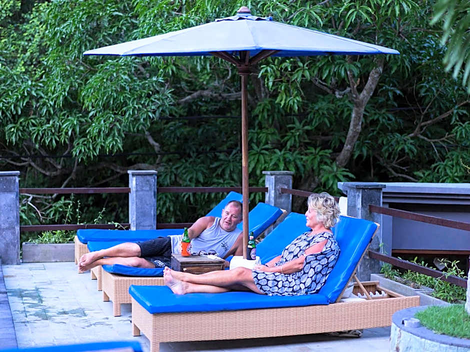 Song Lambung Beach Huts