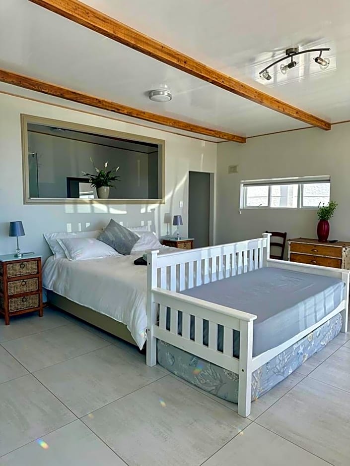 Blue Bay Studio Bayview