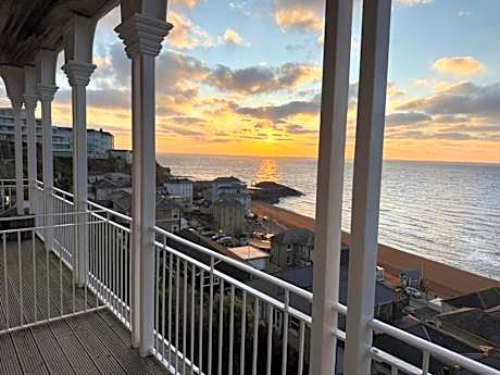 The Wellington Hotel