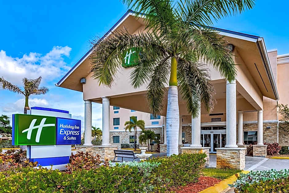 Holiday Inn Express & Suites Lantana By IHG