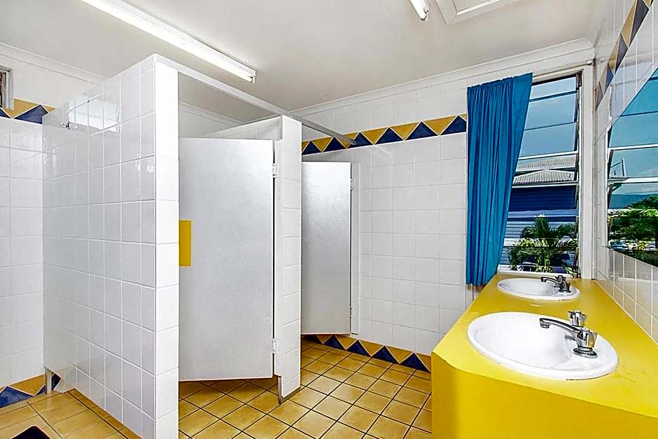 Caravella Backpackers