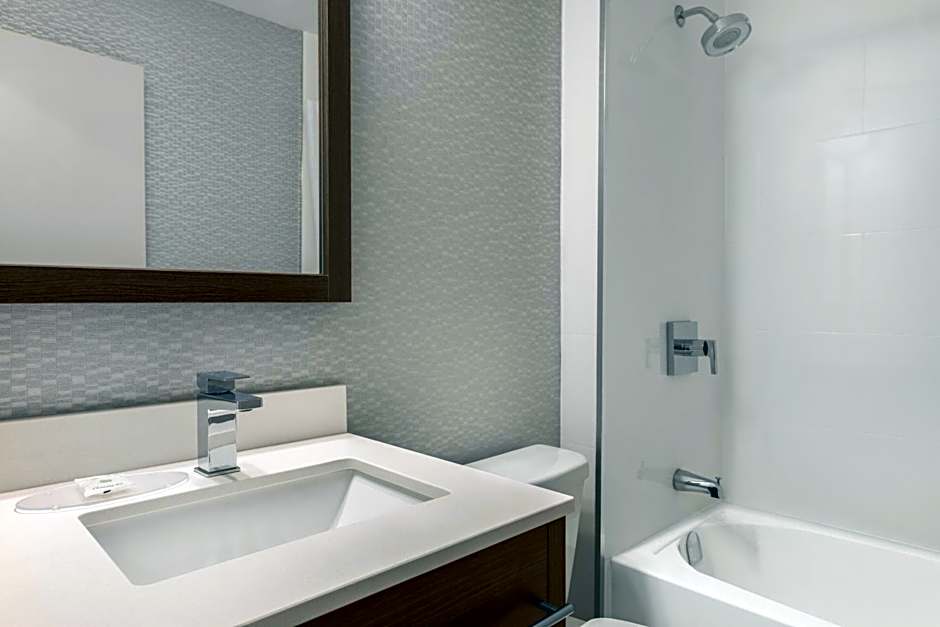 Days Inn by Wyndham Kingston