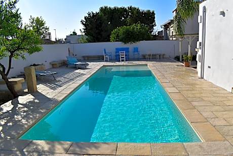 Borgo dei Filitti - B&B artistico - Piscina Solarium & Enoteca