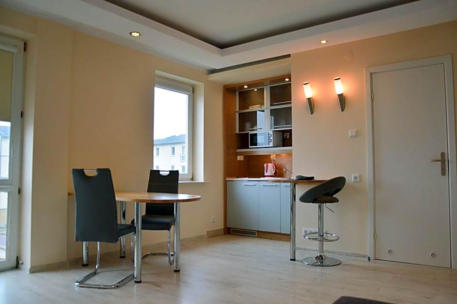 Warsaw Apartments Magnolie