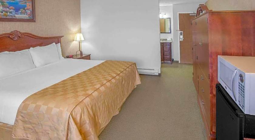 Days Inn by Wyndham Eureka CA