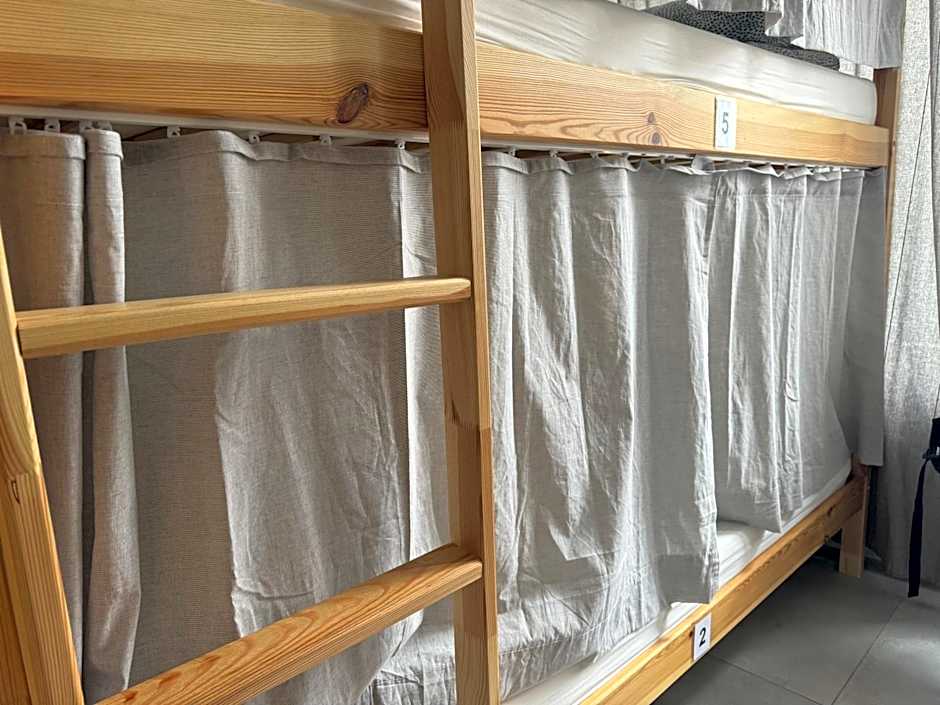 Green Hostel Katowice - 24h Parking