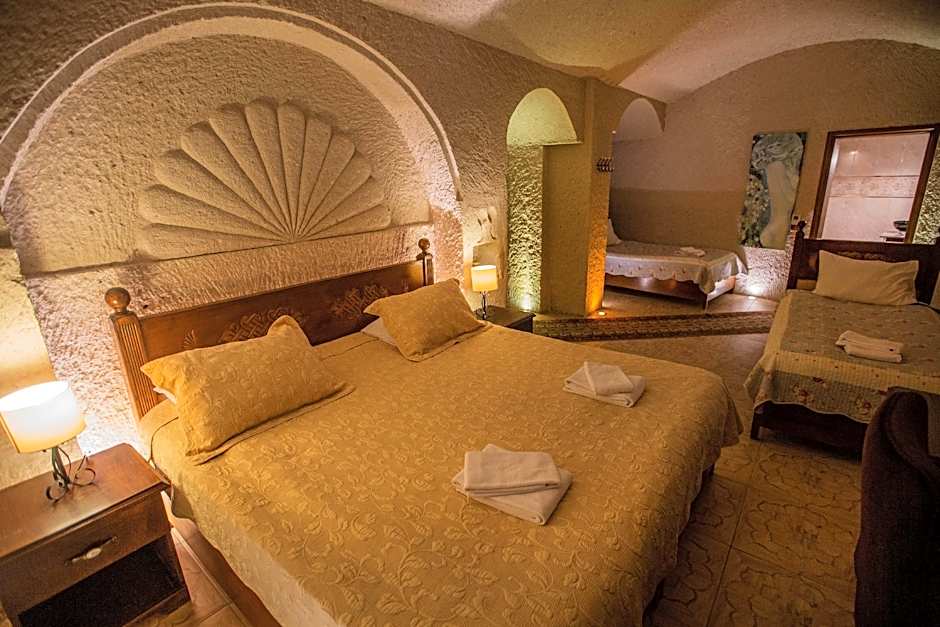 Hermes Cave Hotel
