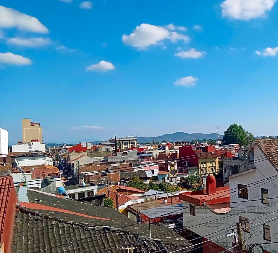 El Salto de Camela - Vera y Espín Hostal