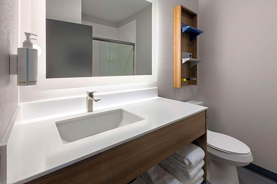 Microtel Inn & Suites by Wyndham Olive Branch