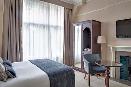 CLASSIC SINGLE ROOM