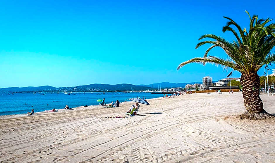 Atoll Hotel restaurant