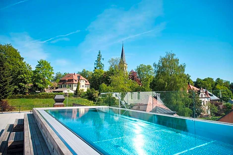 Foto 1 dari 42 — 4K - Rooftop-Pool und klimatisierte Zimmer