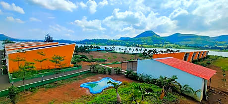 Mountain N Lake Resort