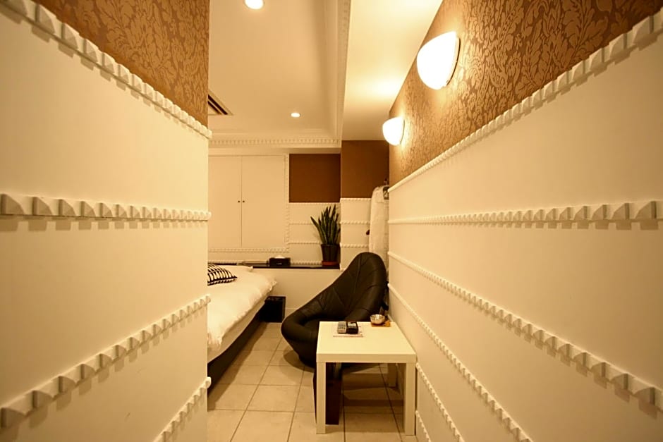 HOTEL Q