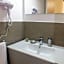 BB Hotels Aparthotel Visconti